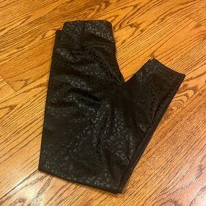 Kimberly Woman’s Black Animal Print Leggings Size S